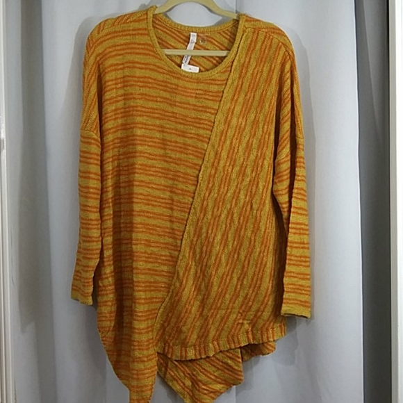 NY Collection sweater - Picture 1 of 8